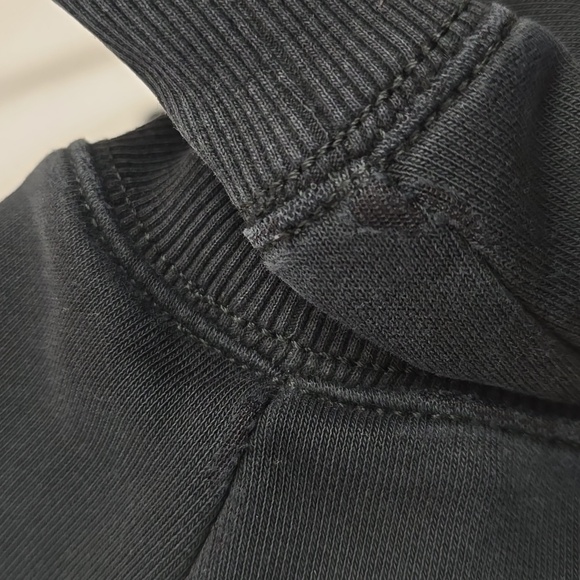 Carhartt Hoodie Size: 2XL - Picture 13 of 17